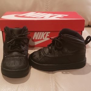Nike Woodside 2 High Top Toddler Boots